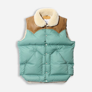 Rocky Mountain Featherbed - CHRISTY DOWN VEST - EMERALD -  - Main Front View