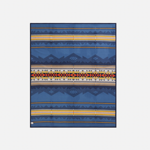 Pendleton - Jacquard Blanket - Cascadia -  - Alternative View 1