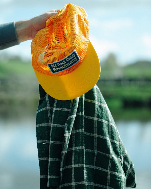 TRUCKIN' MESH CAP - BANANA