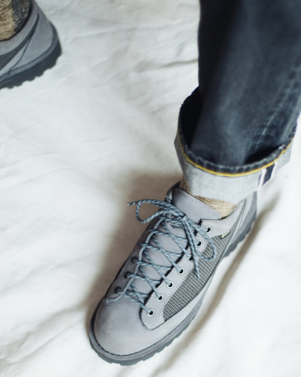 FIELD LOW GORE-TEX BOOT - GREY