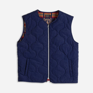 Pendleton - REVERSIBLE QUILTED VEST - HARDING NAVY -  - Main Front View