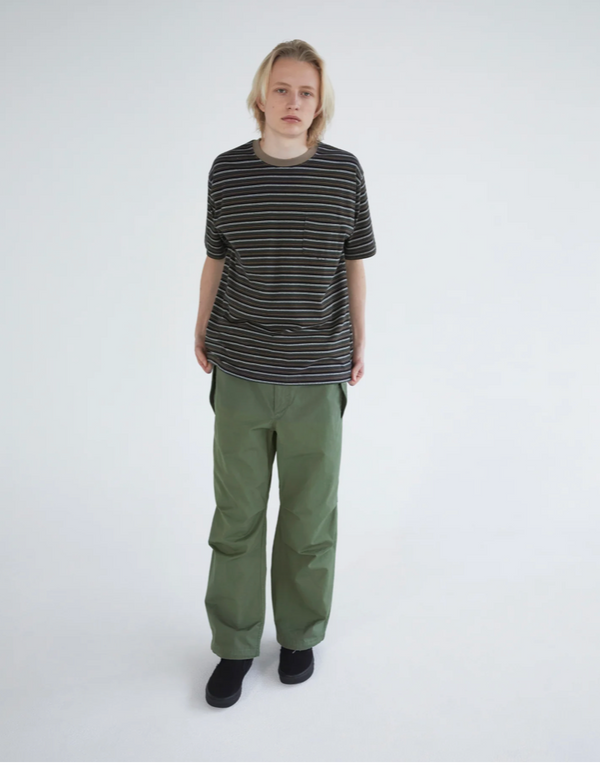 BORDER STRIPE T-SHIRT - BROWN