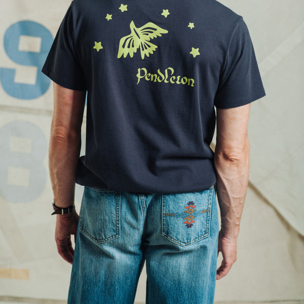 SELVEDGE NEEDLEWORK STRAIGHT DENIM JEANS  - WASHED BLUE