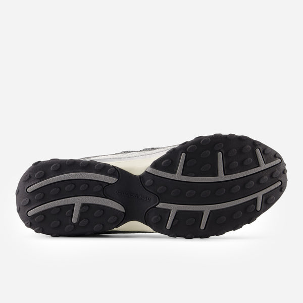 204 L - SILVER METALLIC/BLACK