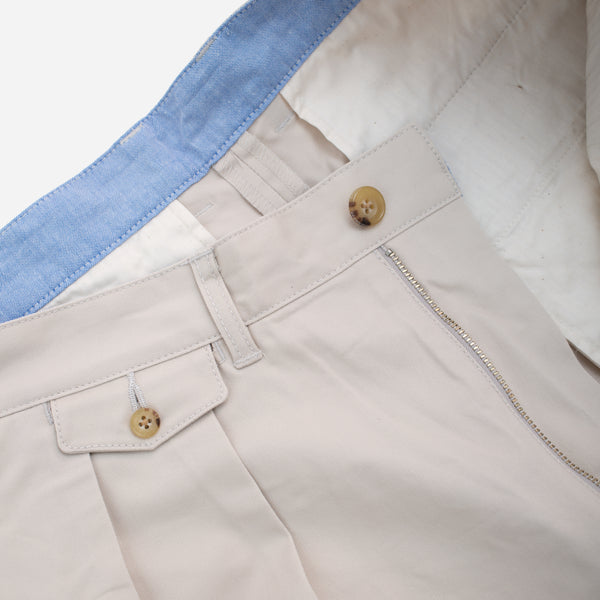 2 PLEAT CLASSIC TWILL CHINO TROUSER - CEMENT
