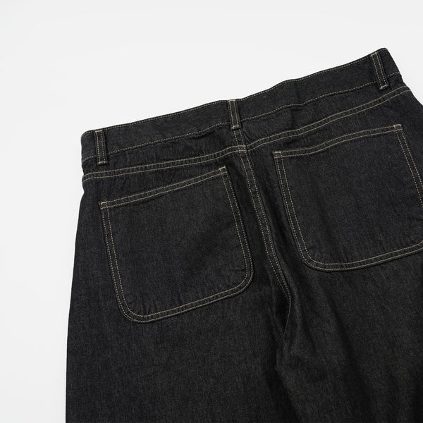 CURVED DENIM PANTS - BLACK