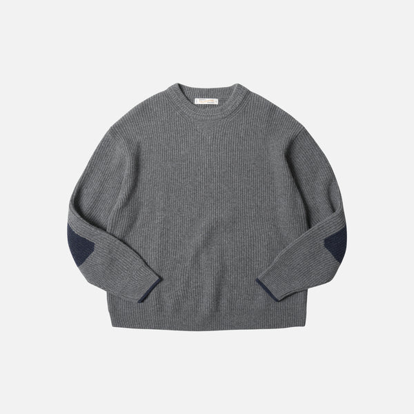 PATCH ROUND PULLOVER KNIT - GREY