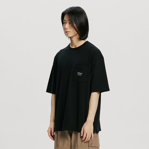 PENNANT POCKET TEE - BLACK